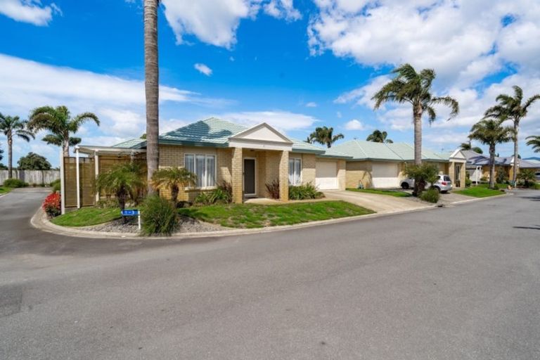 Photo of property in Diamond Sands, 4/644 Grenada Street, Papamoa Beach, Papamoa, 3118