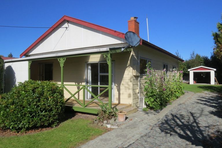 Photo of property in 29 Mount Cook Road, Fairlie, 7925