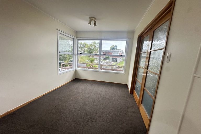Photo of property in 3 Manapouri Place, Pakuranga Heights, Auckland, 2010