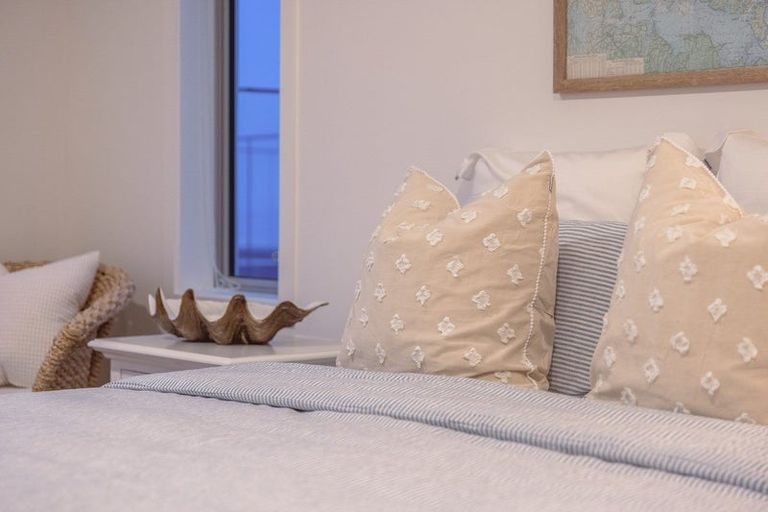 Photo of property in 4 Melleray Place, Redcliffs, Christchurch, 8081