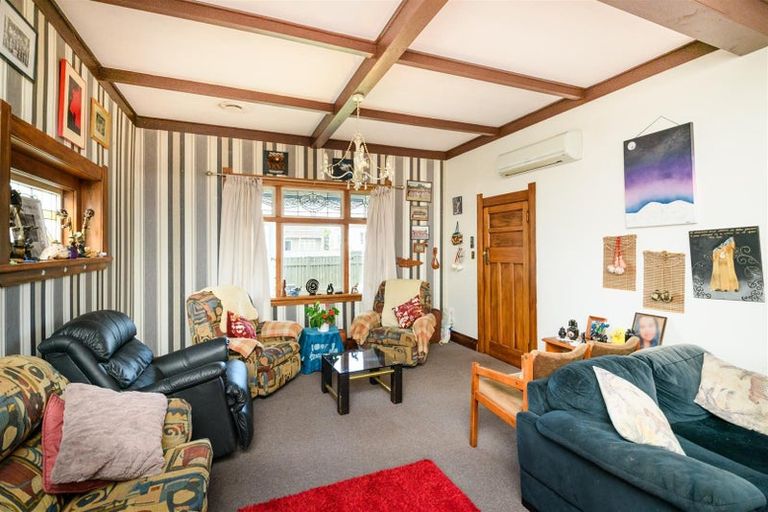 Photo of property in 14 Hunia Street, Marton, 4710