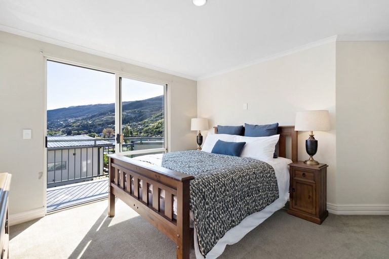 Photo of property in 11 Yewlett Crescent, Frankton, Queenstown, 9300