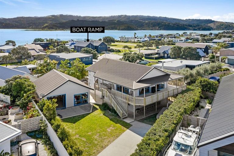 Photo of property in 15 May Way, Omaha, Warkworth, 0986