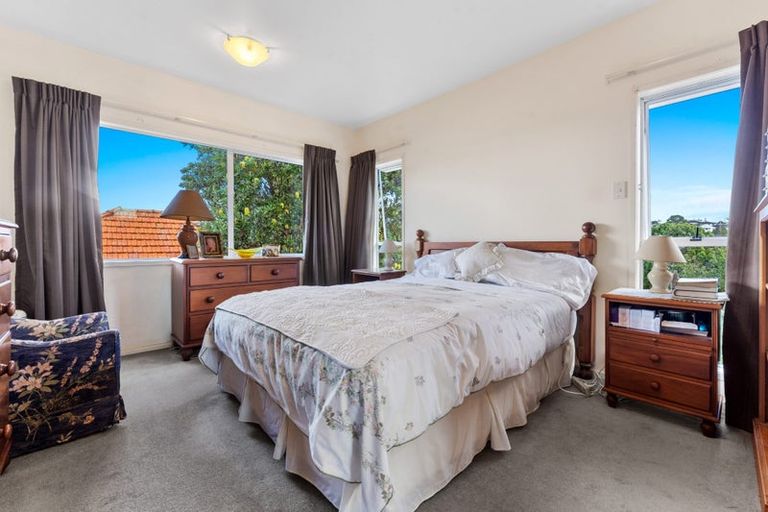 Photo of property in 2/51 Prospect Terrace, Milford, Auckland, 0620