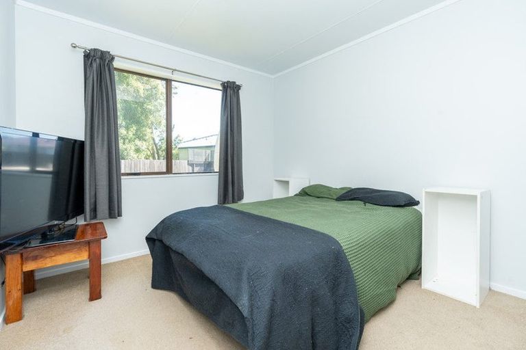 Photo of property in 22a Odlin Crescent, Nawton, Hamilton, 3200