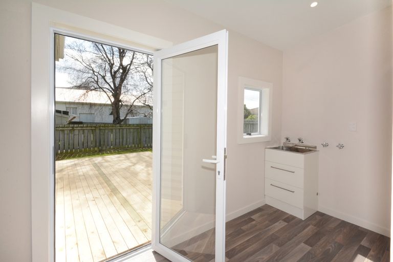 Photo of property in 17 Wesley Street, South Dunedin, Dunedin, 9012