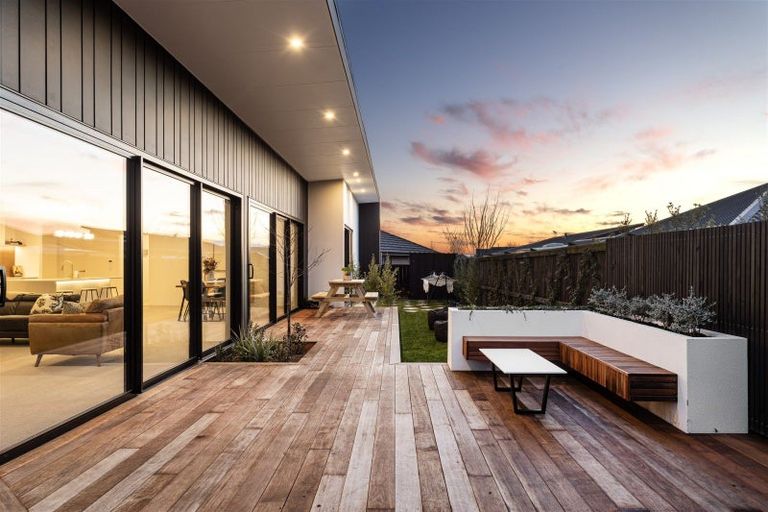 Photo of property in 15 Armadale Street, Mosgiel, 9024