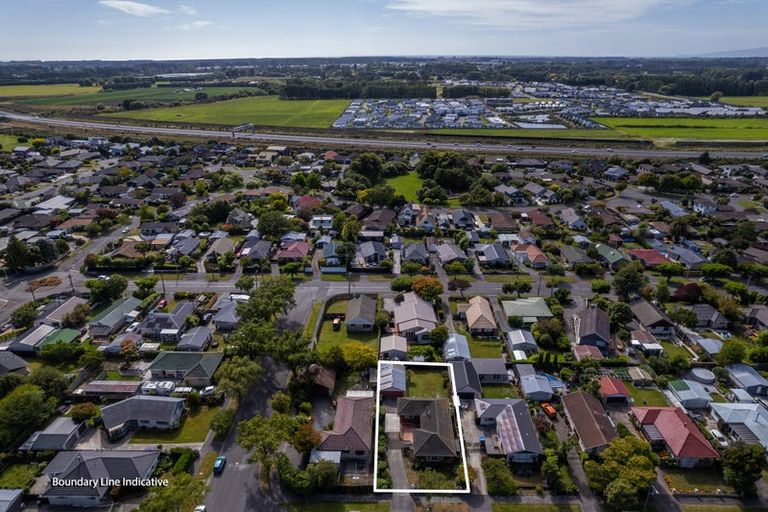 Photo of property in 36 Jenkins Avenue, Redwood, Christchurch, 8051