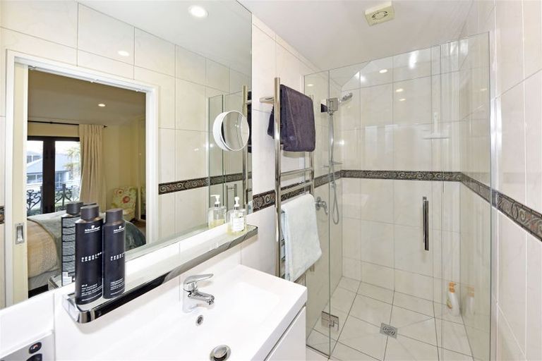 Photo of property in 24 Taylors Avenue, Bryndwr, Christchurch, 8052