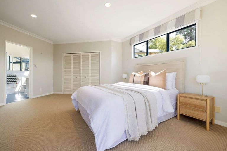 Photo of property in 76 Lake Crescent, Hamilton Lake, Hamilton, 3204