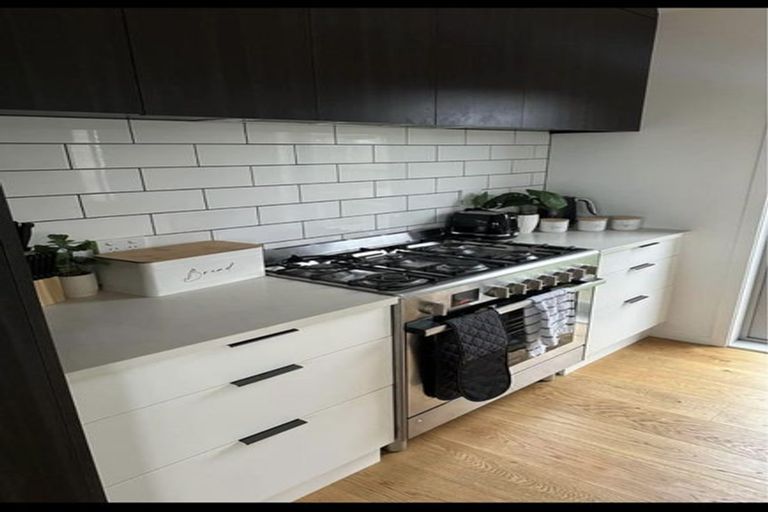 Photo of property in 24 Rocky Road, Huntington, Hamilton, 3210