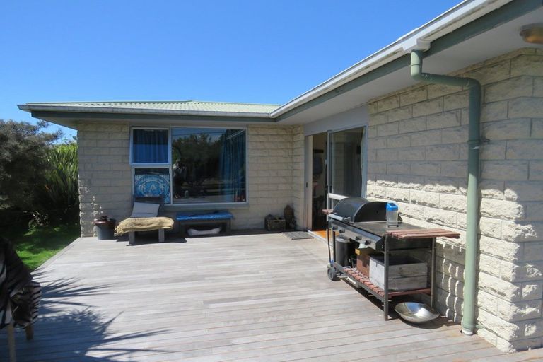 Photo of property in 37 Burnett Street, Kakanui, Oamaru, 9495