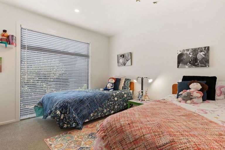 Photo of property in 2 Caithness Court, Jacks Point, Queenstown, 9371