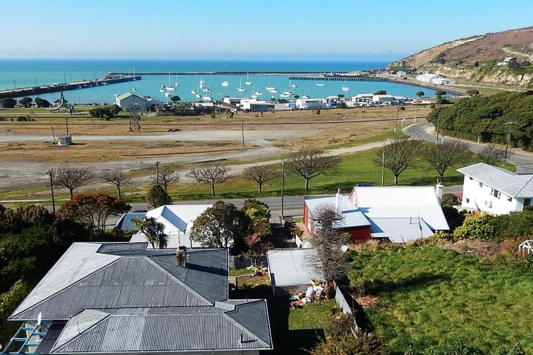 Photo of property in 61 Tees Street, South Hill, Oamaru, 9400