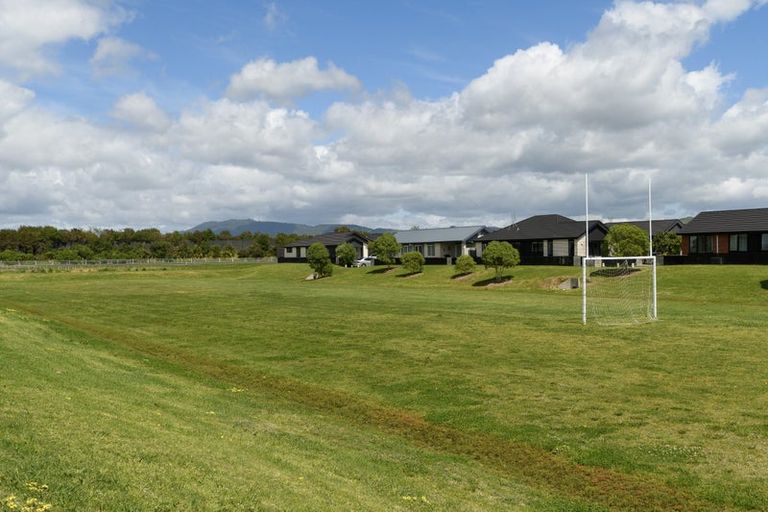 Photo of property in 6 Haka Way, Papamoa, 3118