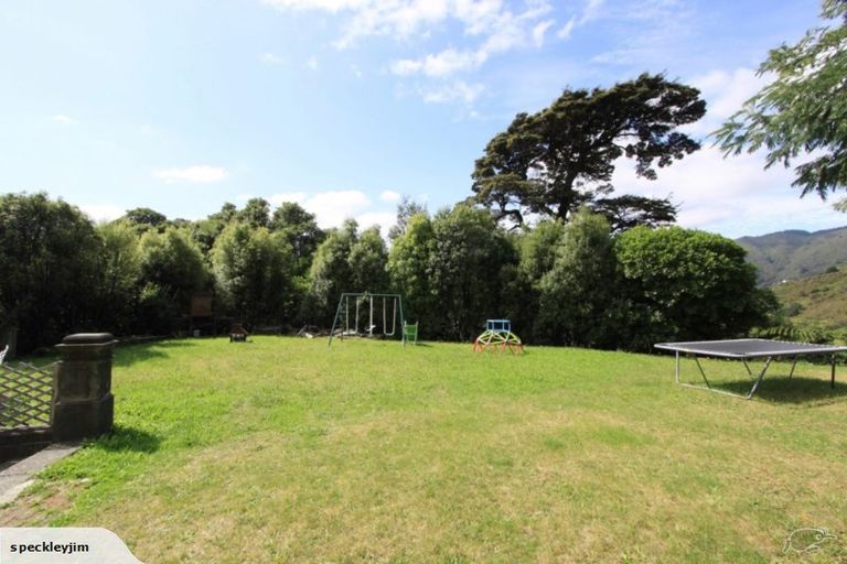 Photo of property in 16 Hamerton Street, Naenae, Lower Hutt, 5011