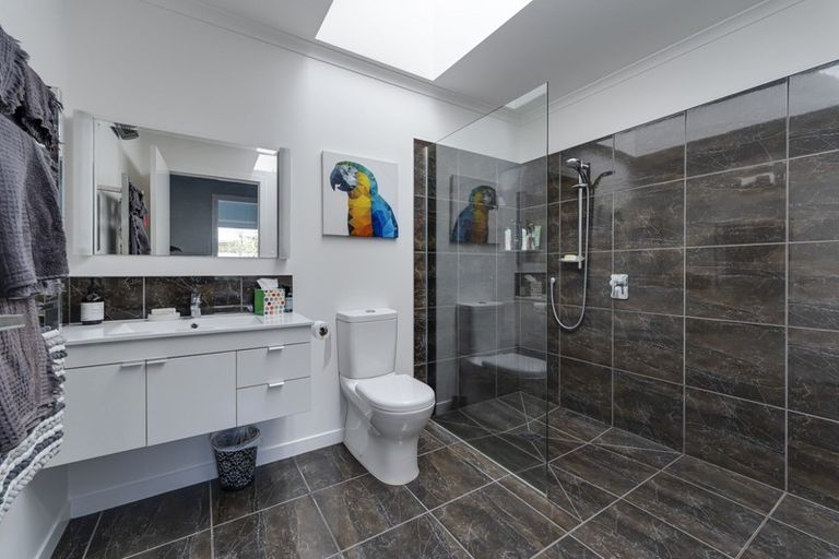 Photo of property in 10 Quail Close, Alexandra, 9320