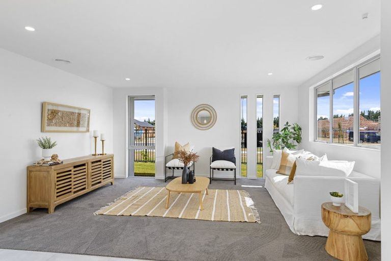 Photo of property in 88 Northmoor Boulevard, Rolleston, 7615