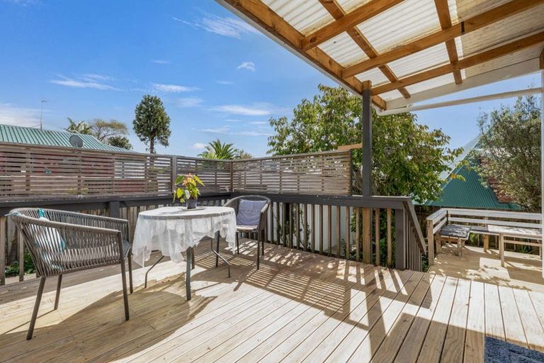 Photo of property in 3/54 Lynwood Road, New Lynn, Auckland, 0600