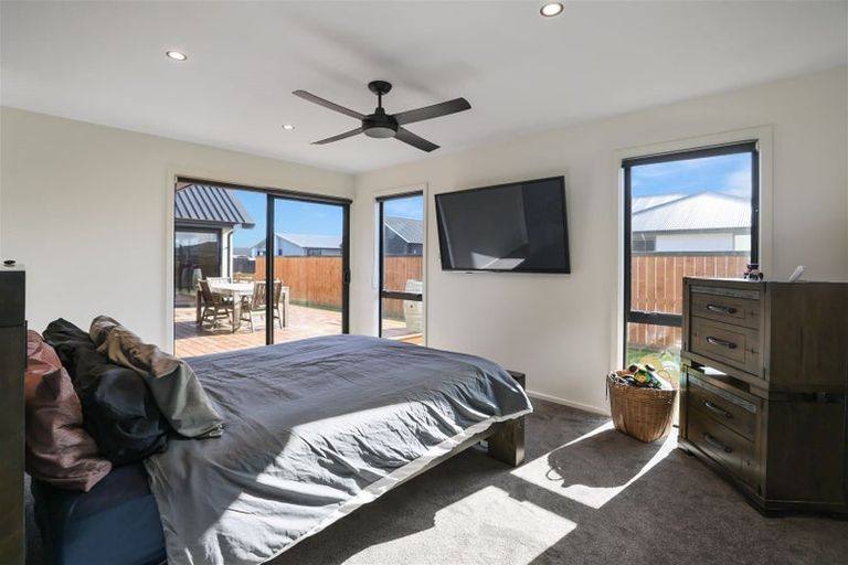 Photo of property in 5 Kelburn Place, Tinwald, Ashburton, 7700