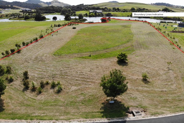 Photo of property in 44 Robert Hastie Drive, Mangawhai, 0573