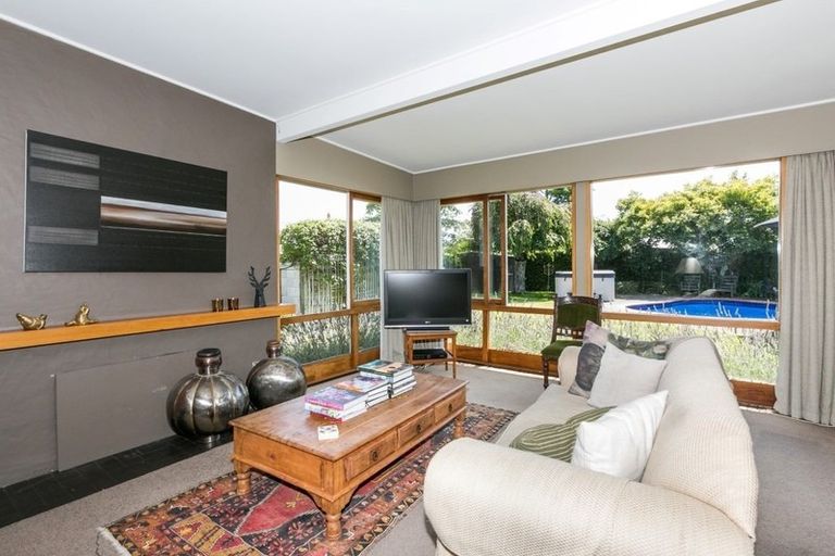 Photo of property in 37 Muritai Crescent, Havelock North, 4130