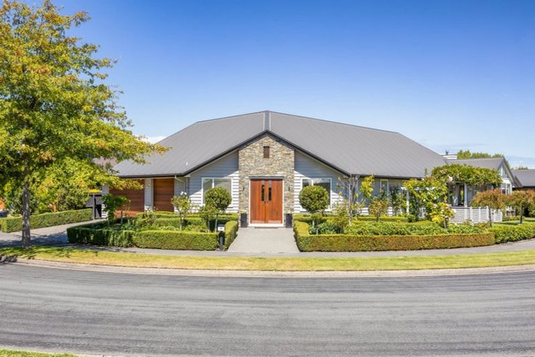 Photo of property in 56 Mokihi Gardens, Hillmorton, Christchurch, 8024