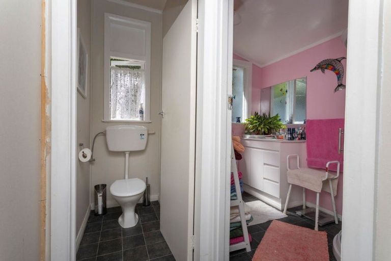 Photo of property in 28a Cole Street, Dannevirke, 4930