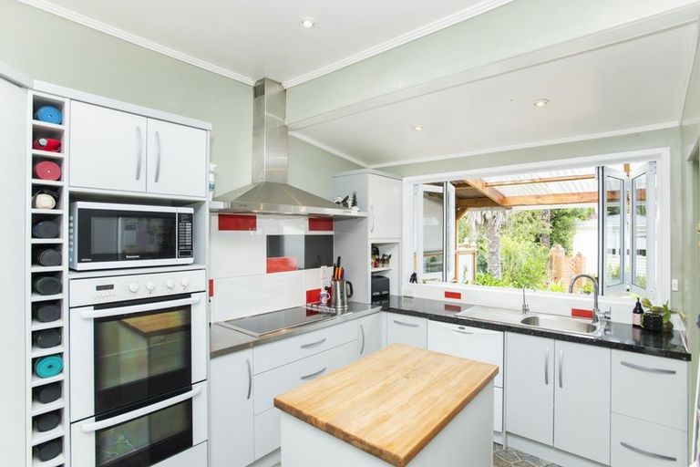 Photo of property in 22 Oak Street, Mangapapa, Gisborne, 4010
