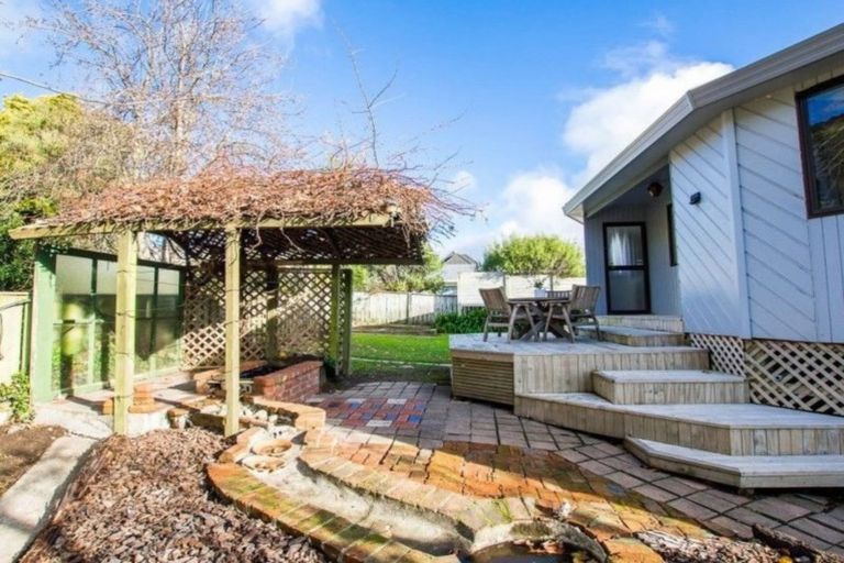 Photo of property in 21b Huia Street, Waikanae, 5036