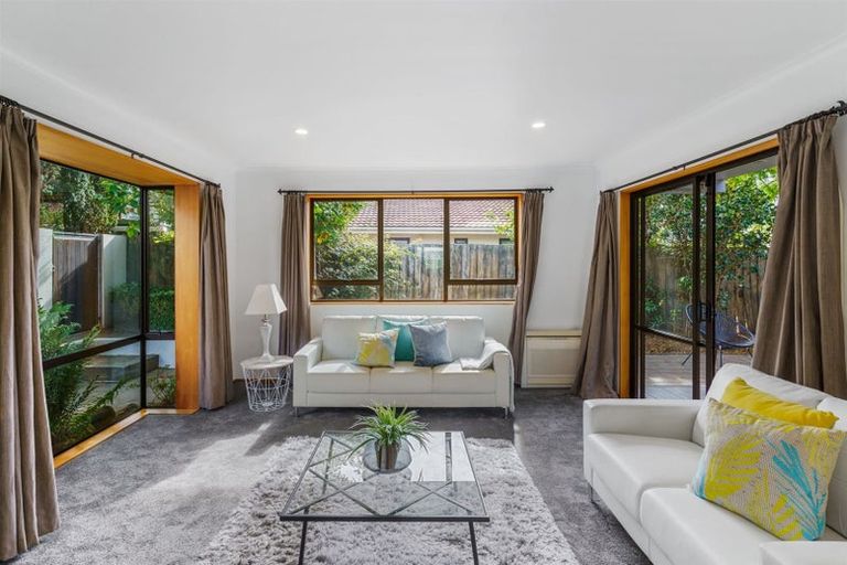 Photo of property in 2/2 Colenso Street, Sumner, Christchurch, 8081