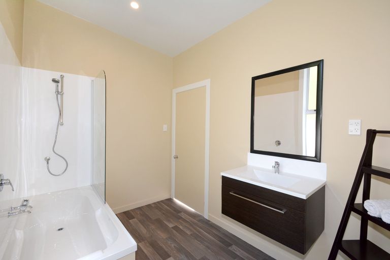 Photo of property in 17 Wesley Street, South Dunedin, Dunedin, 9012