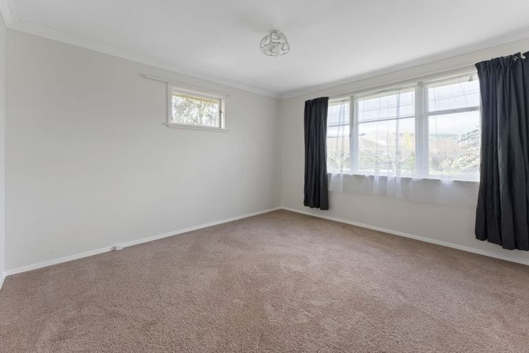 Photo of property in 8 Kiwi Street, Heretaunga, Upper Hutt, 5018