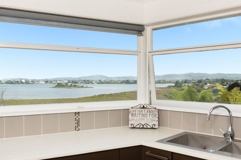 Photo of property in 246 Grange Road, Otumoetai, Tauranga, 3110