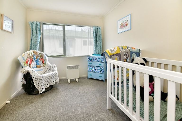 Photo of property in 3/18 Ocean View Road, Hatfields Beach, Orewa, 0931