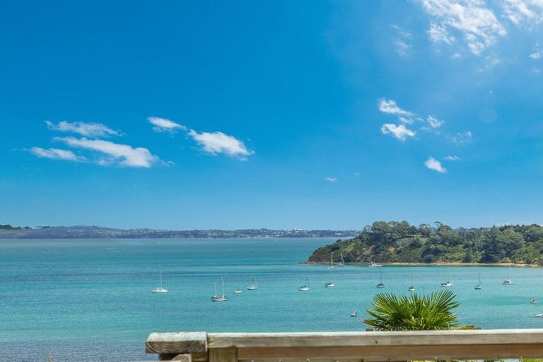 Photo of property in 12 Makora Avenue, Oneroa, Waiheke Island, 1081