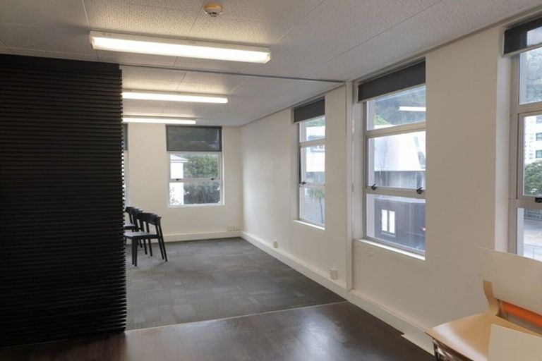 Photo of property in Molesworth House, 9/101a Molesworth Street, Thorndon, Wellington, 6011