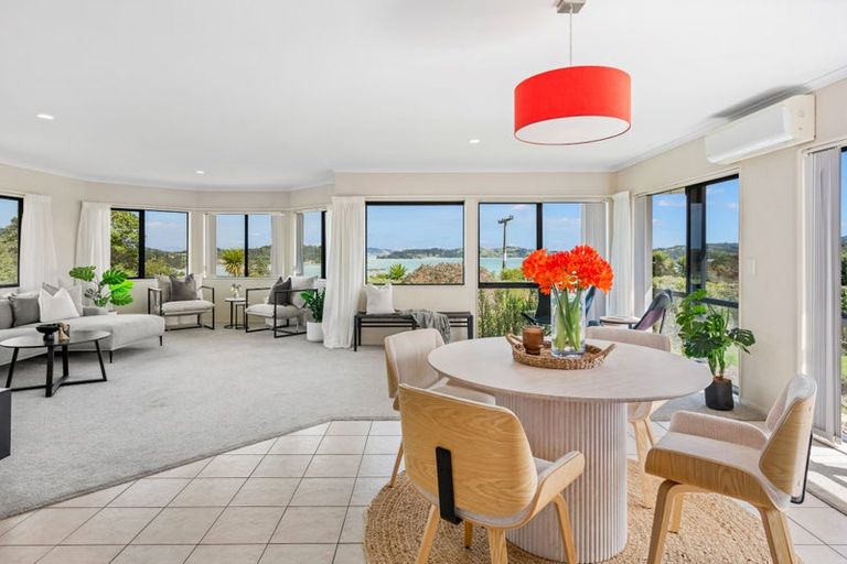 Photo of property in 4 Sunset Parade, Parua Bay, Whangarei, 0174