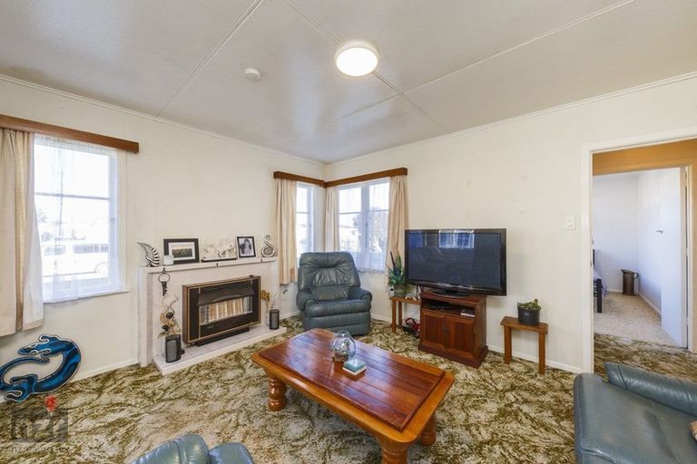 Photo of property in 18 Churchill Avenue, Feilding, 4702