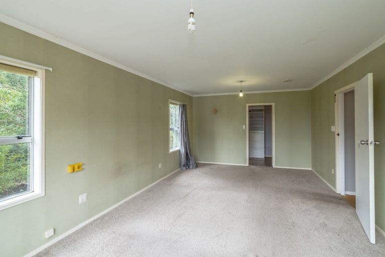 Photo of property in 16 Hickson Street, Featherston, 5710