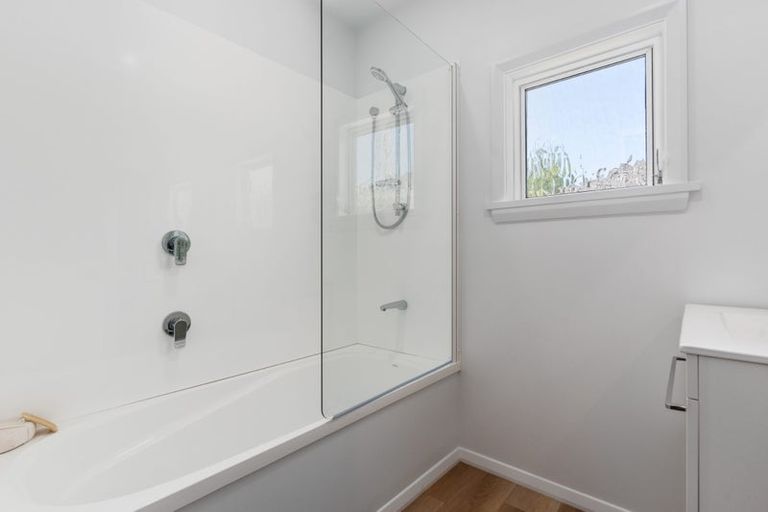 Photo of property in 182 Grahams Road, Burnside, Christchurch, 8053