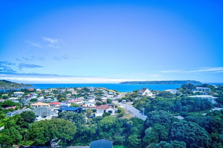 Photo of property in 27 Thornley Street, Titahi Bay, Porirua, 5022