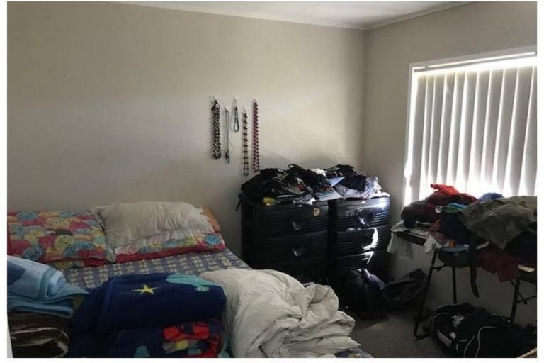 Photo of property in 19 Southview Place, Wattle Downs, Auckland, 2102