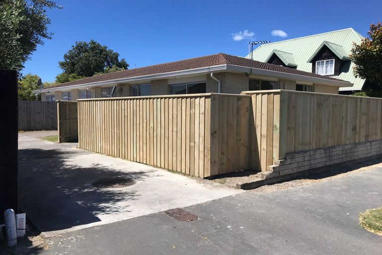 Photo of property in 1/3 Binstead Place, Avondale, Christchurch, 8061