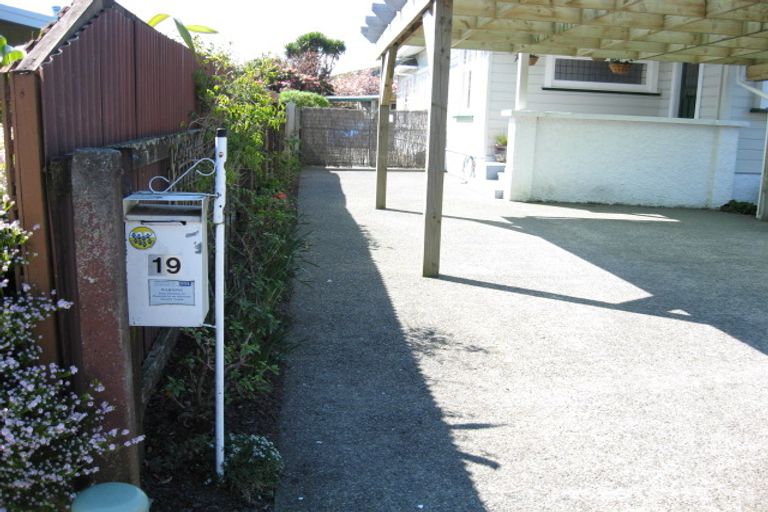 Photo of property in 1/19a Birdwood Road, Waterloo, Lower Hutt, 5011