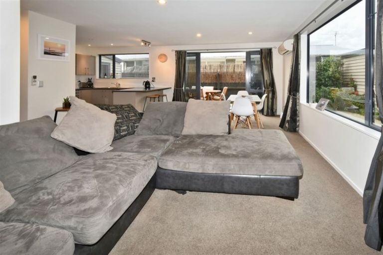 Photo of property in 500a Barbadoes Street, Edgeware, Christchurch, 8013