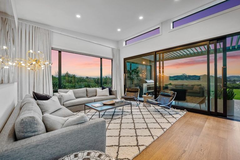 Photo of property in 458 Whitehills Road, Waitoki, Silverdale, 0994