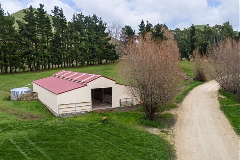 Photo of property in 400 Mikimiki Road, Mikimiki, Masterton, 5881