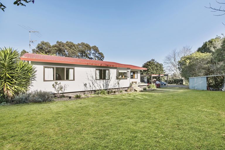 Photo of property in 28 Whangarata Road, Tuakau, 2121