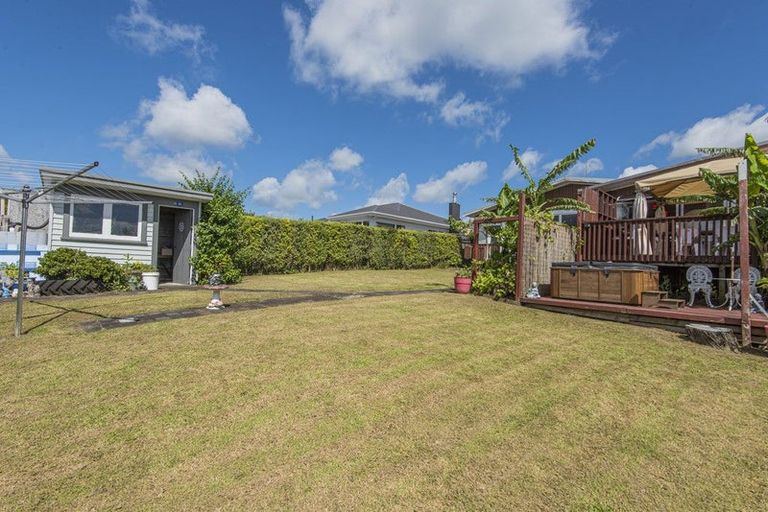 Photo of property in 65 Gorge Road, Maungaturoto, 0520